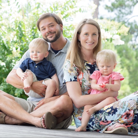 Meet your Posher, Sarah of Hello Sugarplum - Picture 2 of 3